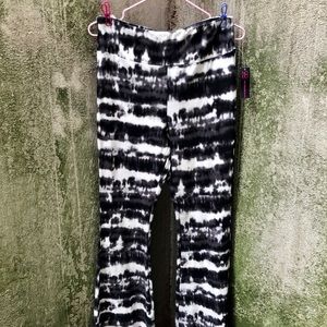 Flare Black/White Tie Dye  Stretch Fit Pants 👖